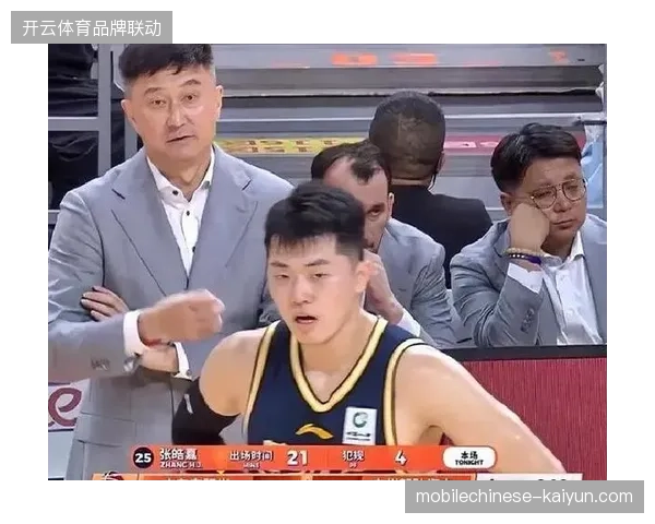 杜锋指导的广东队暴露阵容短板，青年军广州龙狮反击冲垮八冠王防线